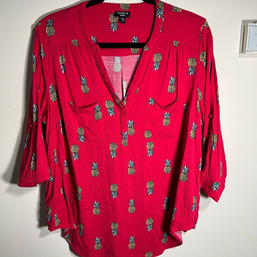 Torrid Red Pineapple Top Size 00